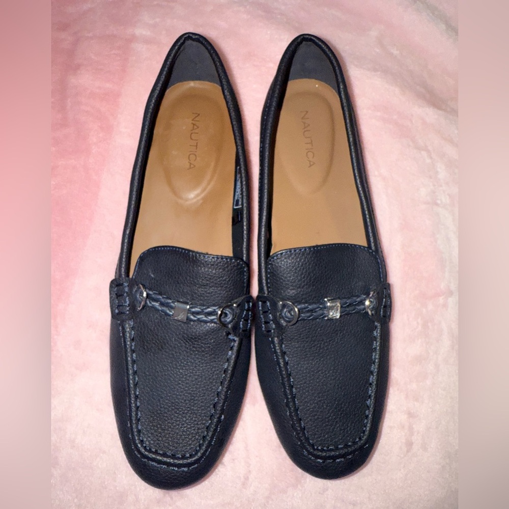 LIKE NEW Nautica KINI Women's Black Loafers SIZE 11